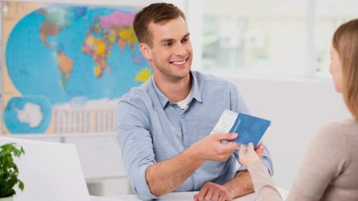 How To Become a Travel Agent